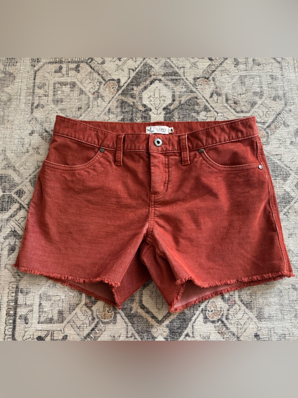 Carve Designs Oahu Corduroy Shorts, Size 2